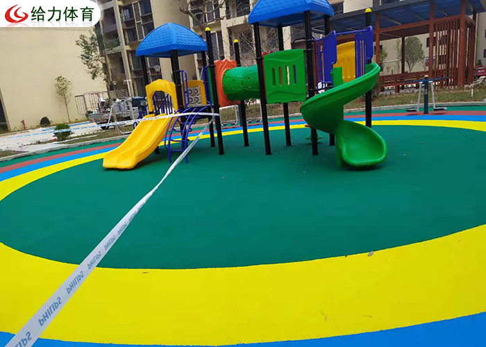 幼兒園兒童滑梯