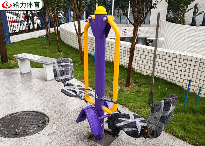 戶外健身器材