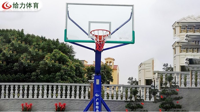 移動(dòng)籃球架價(jià)格
