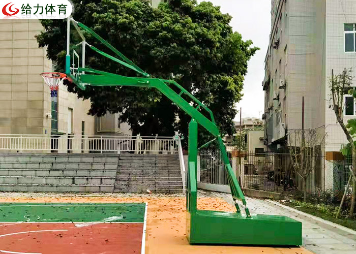 移動籃球架