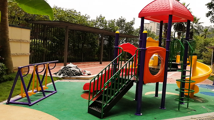 小區(qū)兒童滑梯廠家