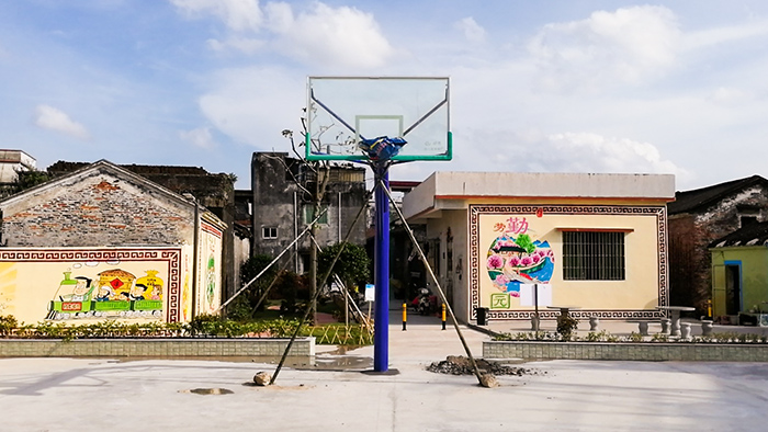 籃球架一個(gè)要多少錢(qián)