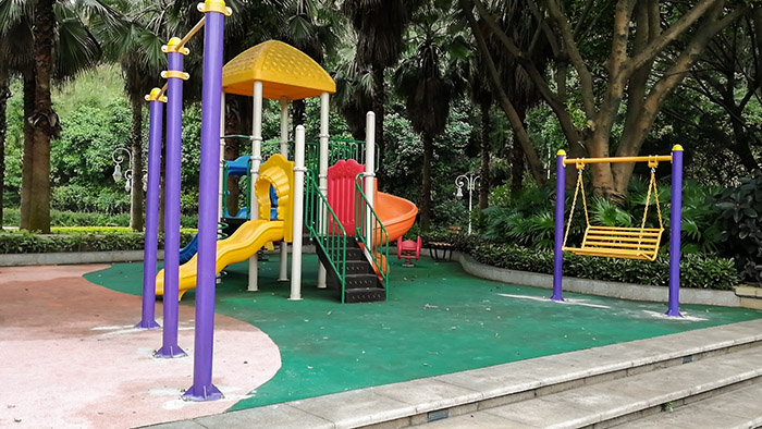 幼兒園兒童滑梯